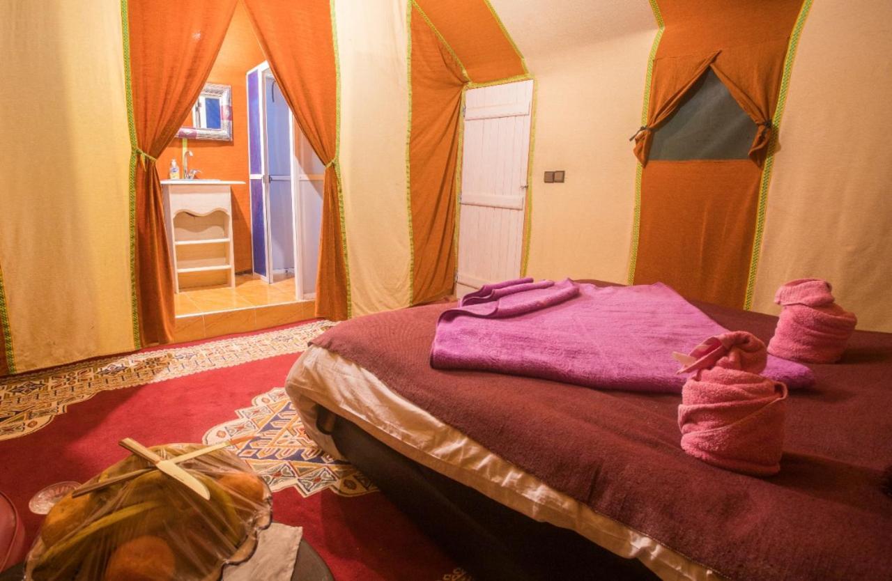 Ammar Luxury Camp Hotel Merzouga Bagian luar foto