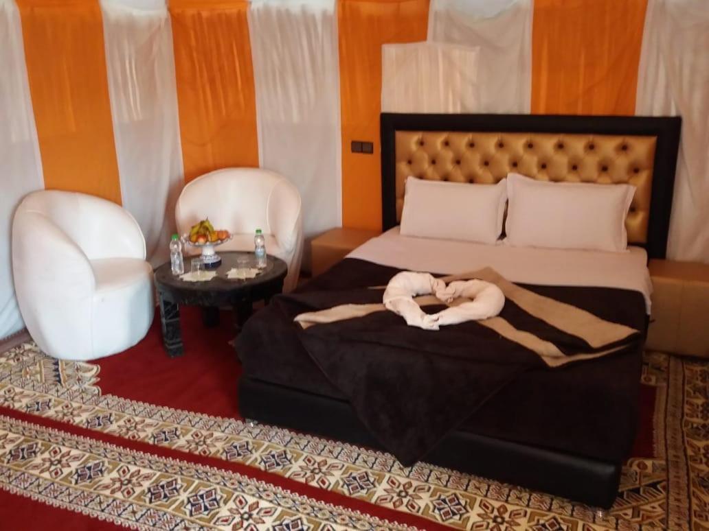 Ammar Luxury Camp Hotel Merzouga Bagian luar foto