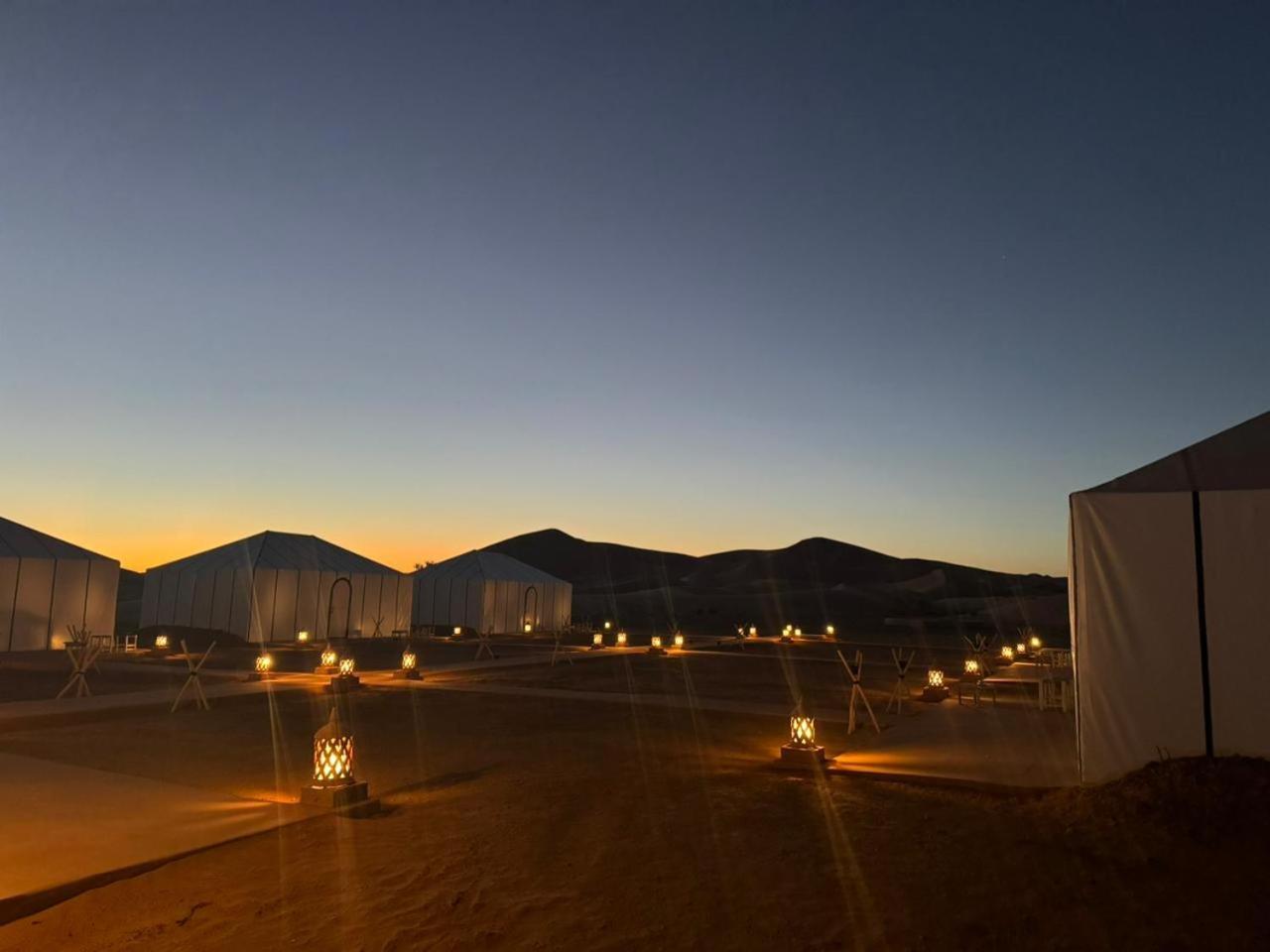 Ammar Luxury Camp Hotel Merzouga Bagian luar foto