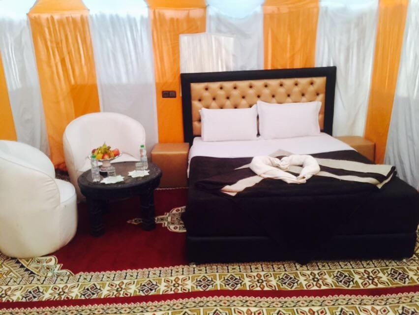 Ammar Luxury Camp Hotel Merzouga Bagian luar foto