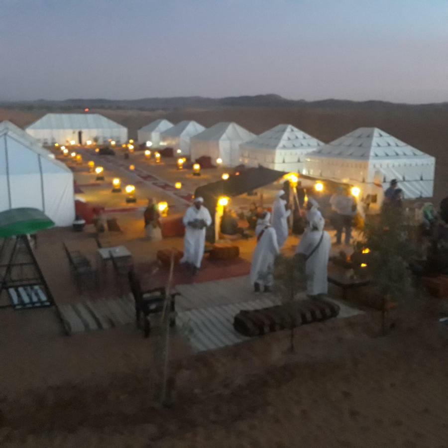 Ammar Luxury Camp Hotel Merzouga Bagian luar foto