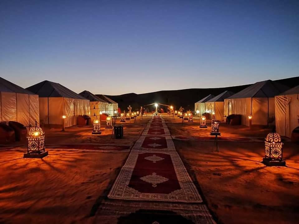 Ammar Luxury Camp Hotel Merzouga Bagian luar foto