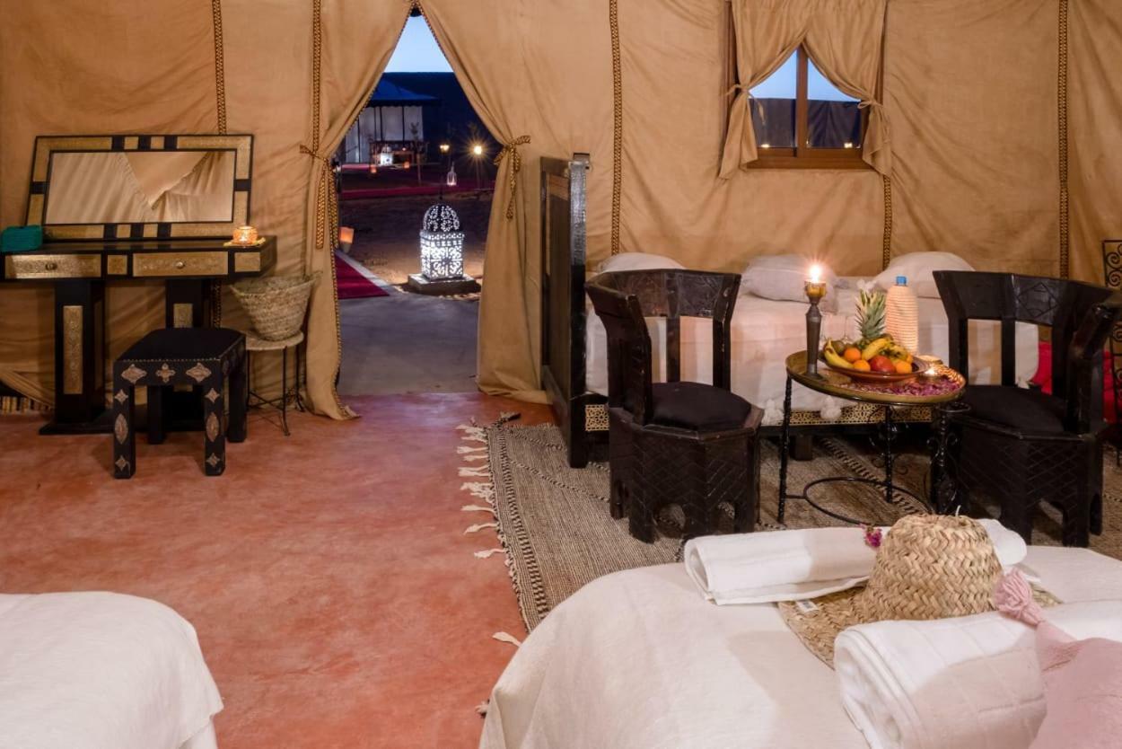 Ammar Luxury Camp Hotel Merzouga Bagian luar foto
